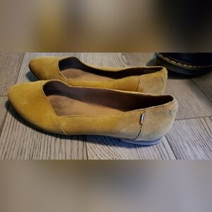 TOMS suede flats mustard